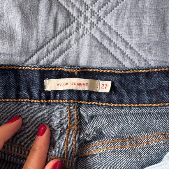 Levi's Wedgie Straight Fit Jeans (S27, 28L) - Picture 6 of 10